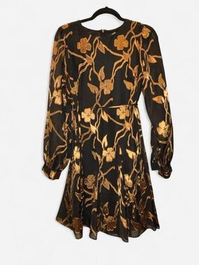 Tommy Hilfiger Gold Metallic Floral Knee Length Dress - Size S (4)